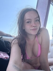 CheekySashaCharm Keep me in your summer🏖️ Pic 3