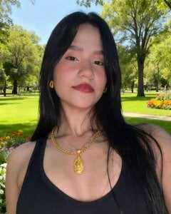 Skinnyfucked Public Foto 2