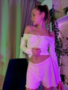 JulieLupo just sexy Εικόνα 3