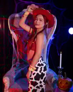 Martinaa_GarciaTRICK AND TREAT 🎃 Bild 5