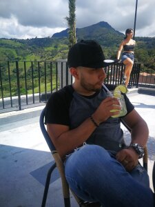 dereck_fiore Public Pic 2