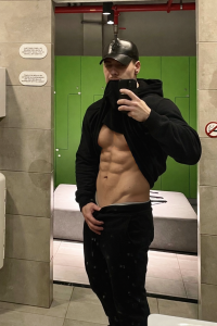 ElijahThorne Gym Pic 2