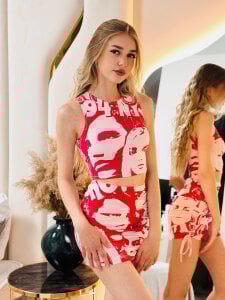 JenniNellson Would you like to get to know Jenny better?🥰 Pic 5