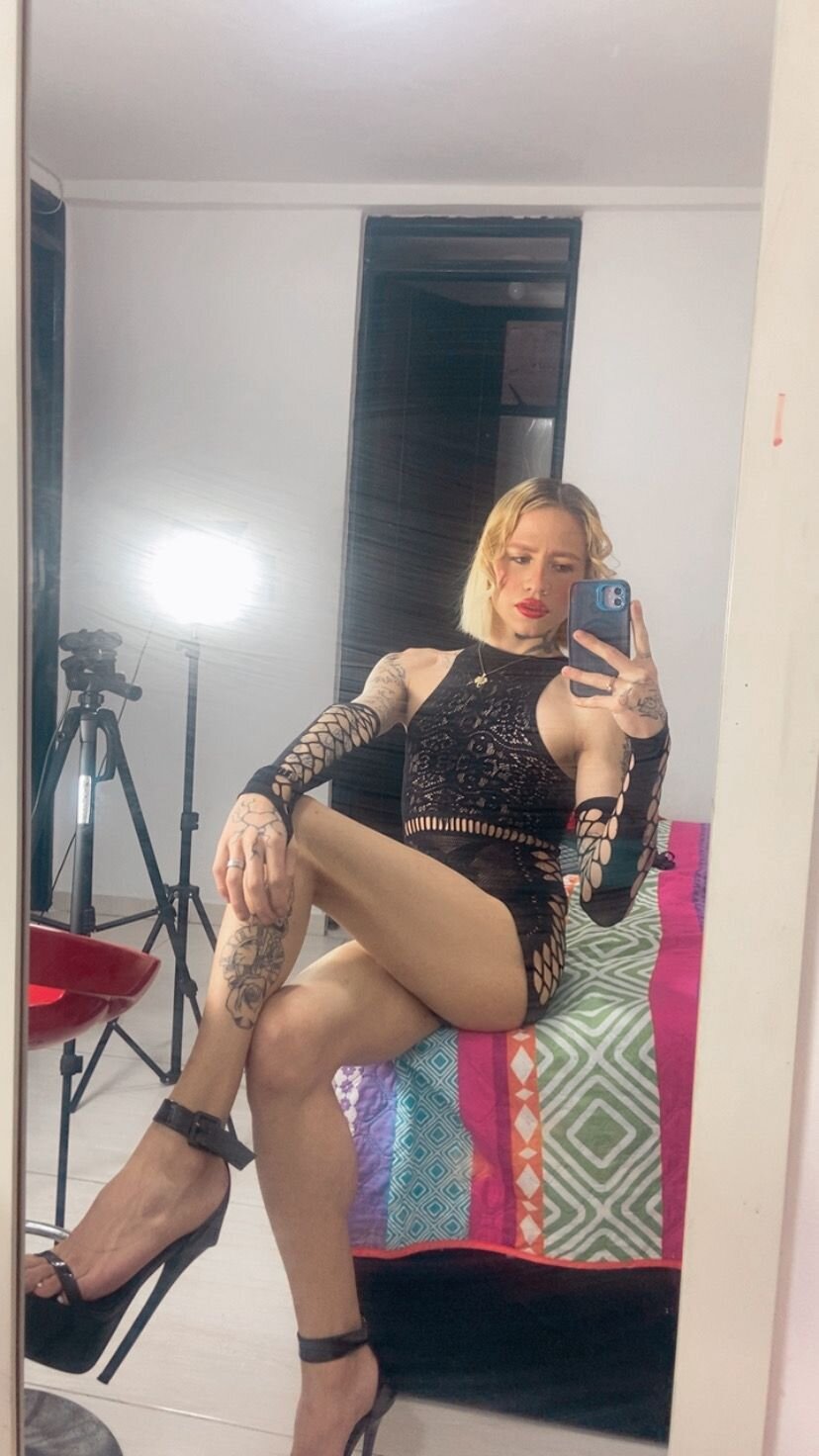 Трендове зображення  6527 natacha_ferrer1