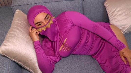 Public de Malika_Noor  2 Imagens