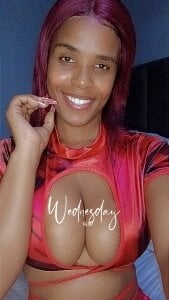 SexySlenderLexy Public Pic 5