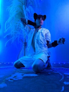 Naughty kitten de Leo_Glow  4 photos