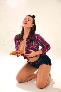 EllaCanny Eat me Pic 6