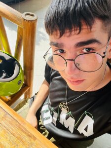 Cyrus_Wlaker Public Pic