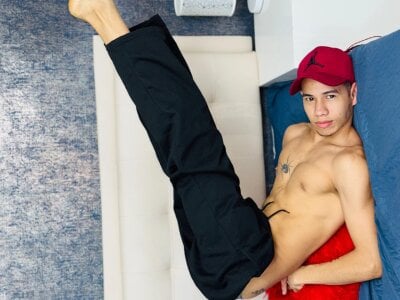 Erick_Zhimerman I only get warm when you look at me like that Pic 8