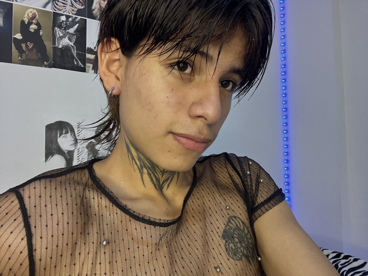 Трендове зображення  880 bellamy_094