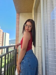 Zoow_bluussh Do you like my eyes? Pic 3