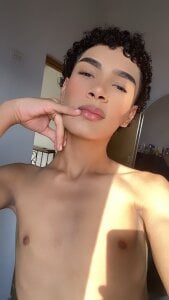 lyan_hots hot 🥵 Pic 5