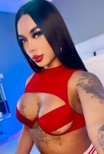 Zdjęcia tinaqueen_noa What do you think of red?❤️:  3