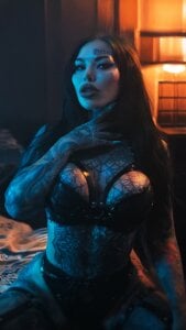 darkinkedbabe sexy neon Foto 3