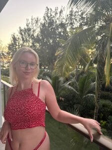 LucyFoxLulu Me Pic 7