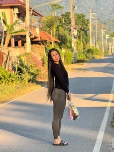 Asianxx Public Pic 2