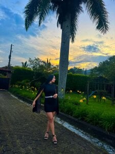 Scarlett_12 Elegance and wickedness slika 5