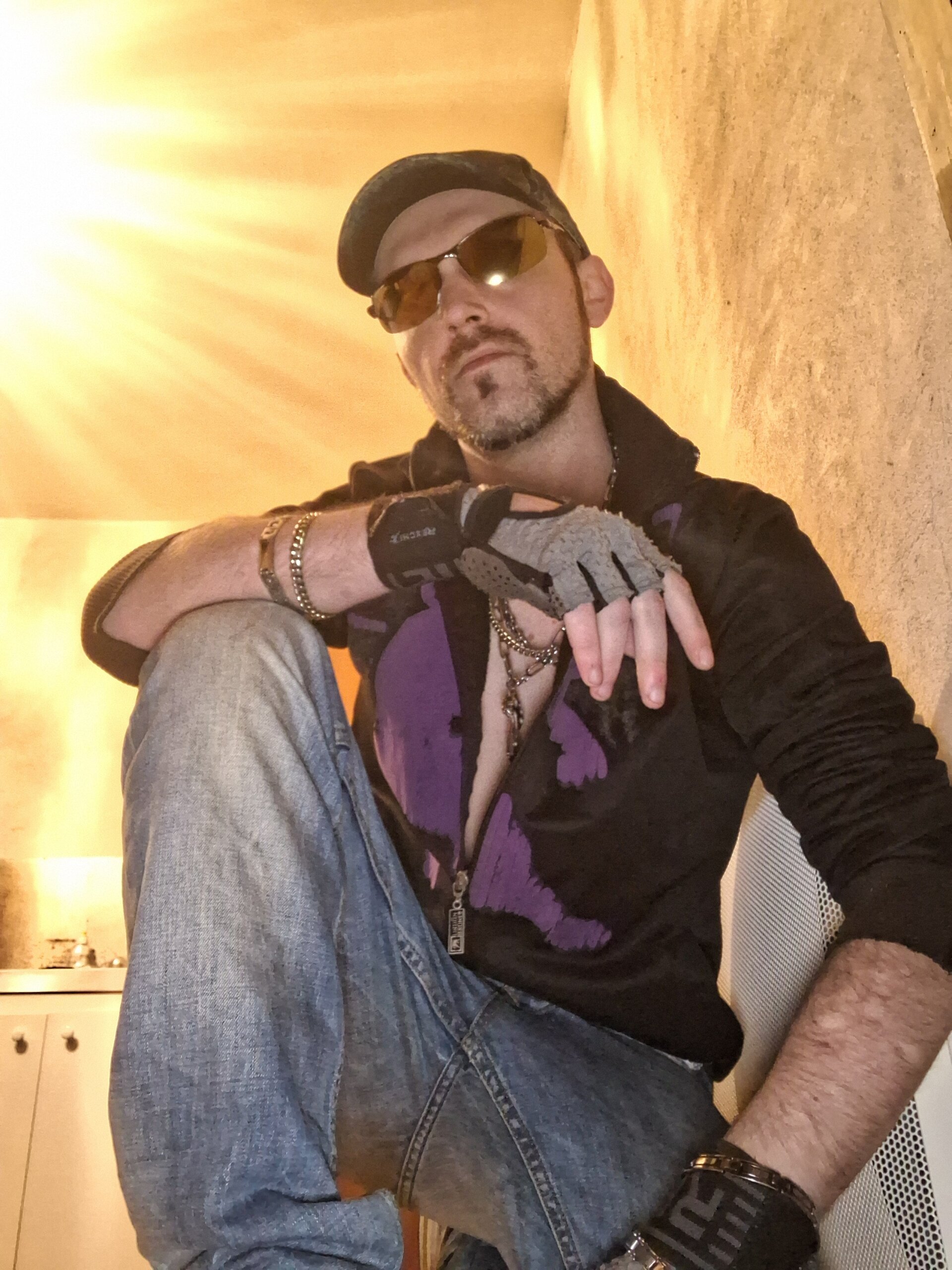 SwatRocShy Public Foto