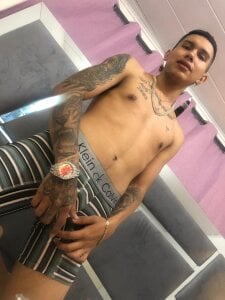 Scook_Gray_ sexy Pic 2