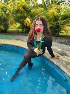 eva_rosse69 Forest temptation in march ☀️💐🌻🍃 Immagine  9