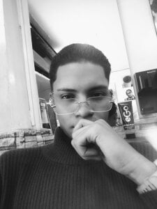 Axel_Marcu Public Pic 4