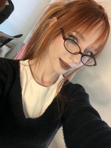 some of my selfies😜 od sweetuniporn  9 snímek