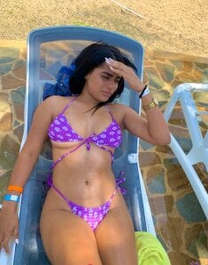 _charlotte11 Public Pic 2