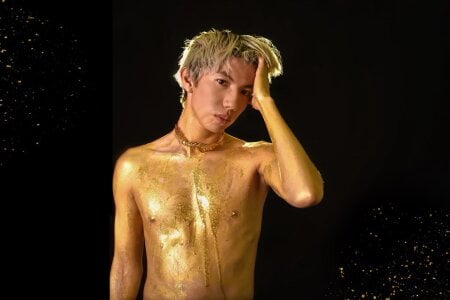 Levii_Ackermann golden levi Gambar 2