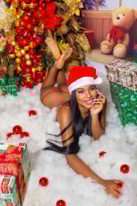 EbonySkin MERRY XMAS 🎄🎁 Pic 2