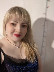 stefanyharper16 I'm dreaming of a hot January 26th Bilde 5