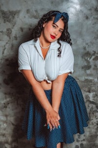 eva_daemonCurves of an Eternal Yesterday ⏳🎬 Bild