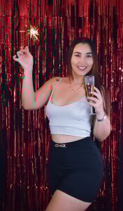 violetasimonz HAPPY NEW YEAR MY LOVES صورة واحدة|violetasimonz HAPPY NEW YEAR MY LOVES صورتان|violetasimonz HAPPY NEW YEAR MY LOVES  4 صور|violetasimonz HAPPY NEW YEAR MY LOVES  4 صورة