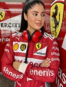 Zdjęcia Alicee_Broownn I love cars, Area Pits:  2