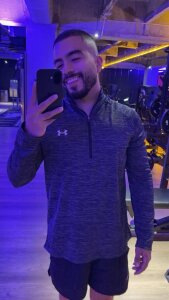 AaronVegaa Public 사진