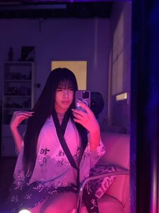 ElizaQueen777 Asian night Pic