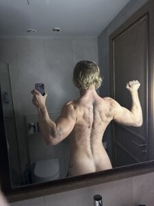 AlexBarczuk Public Pic 2