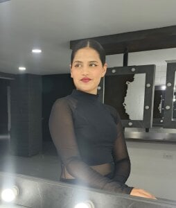 A little more of me 🔥✨ od SilvanaDuran  snímek