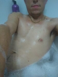 damdavid2020 Bath Time Pic