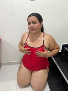 VickyMaturee Sexy latina🥵 Pic 5