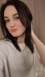 AundreaMarsell White moment 🕊️🌸 Pic