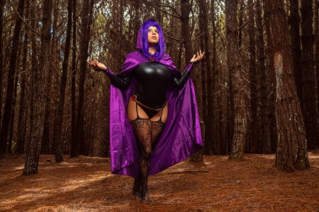 PittAndLunaaのCODSPLAY RAVENの 2枚の写真