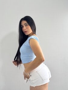 ChloeTurner_ kullanıcısının 🔥 A little bit of me... just for you albümü -  4 fotoğraf