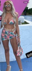 Sienna_Royale Me Pic 5