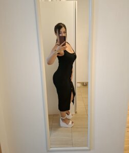 khloe_starrr: Public ( 4 фото)