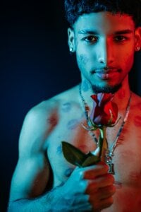 My mischievous look is calling you!!!! 🌹💞😘💋 de Thiagoferreti Foto 2