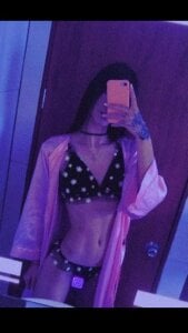 Public de Anniewine_  2 Imagens