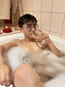 Sr_evann: new photos in the bathtub ( 7 фото)