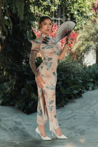 Alice_Price_ Public Pic 5