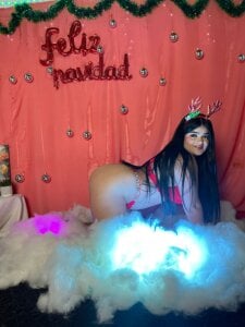 CLOE 💋 de royalgirls_x  5 Imagens